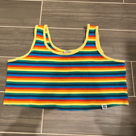 Lucy and Yak Josey Cropped Vest/Tank Top - Picture 2 of 3